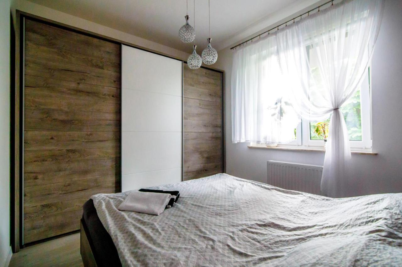 Апартаменти Apartament White Ілава Екстер'єр фото